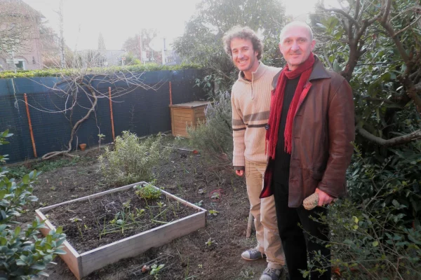 Le partage de jardin d'Andreas et-Luis