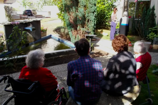 Prêt de jardin dans une maison de retraite à Courbevoie