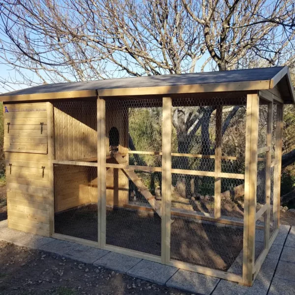 Poulailler en bois XXL, grande taille pour 8 à 12 poules